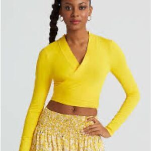 NWT Gabrielle Union Knit Wrap Top Lemoncello Sz Womens XL